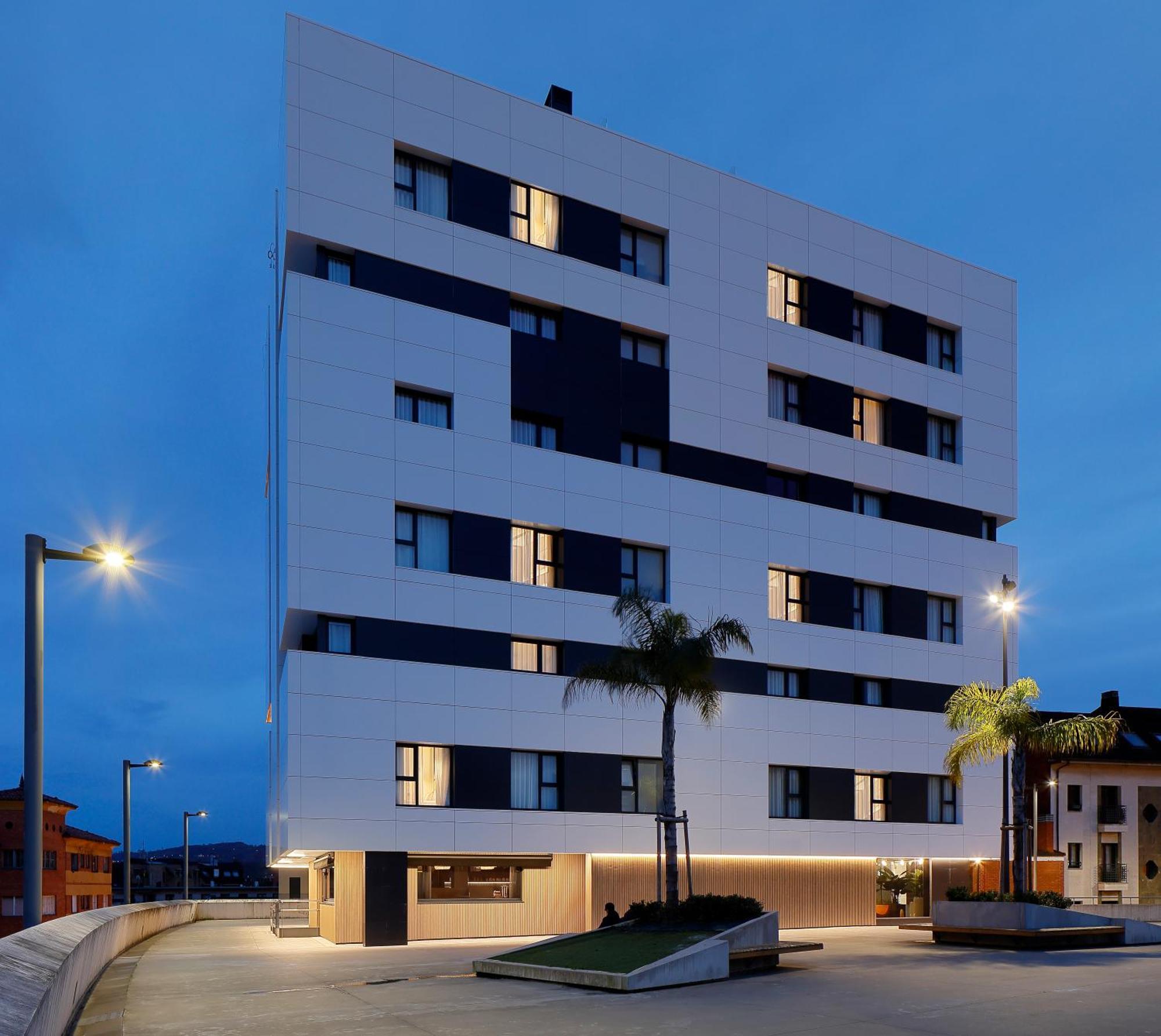 Nuvo Boutique Hotel 4*